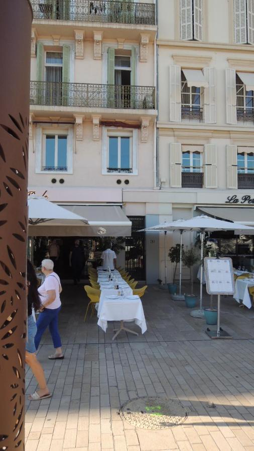Acci Cannes Marina Exteriör bild