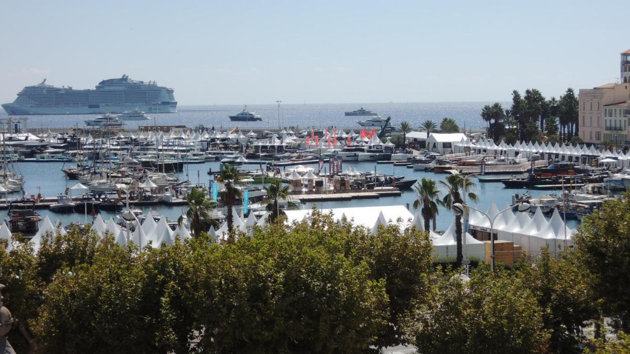 Acci Cannes Marina Exteriör bild